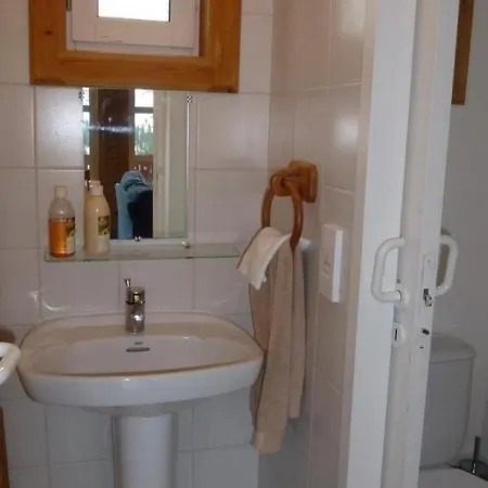 펜션 House Hameau Chalets 5 *
